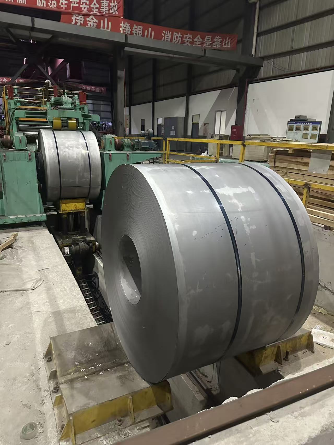 寶鋼股份熱軋鋼卷Q235B