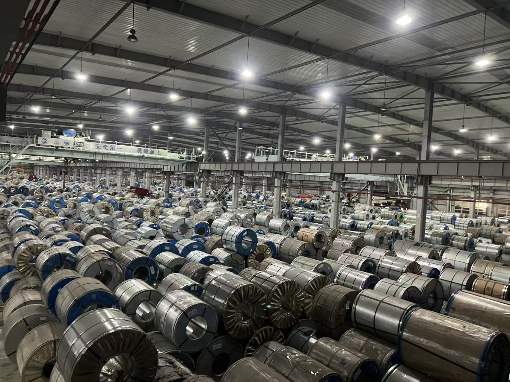 鍍鋁鋅板卷現(xiàn)貨庫存（提供全套資料）